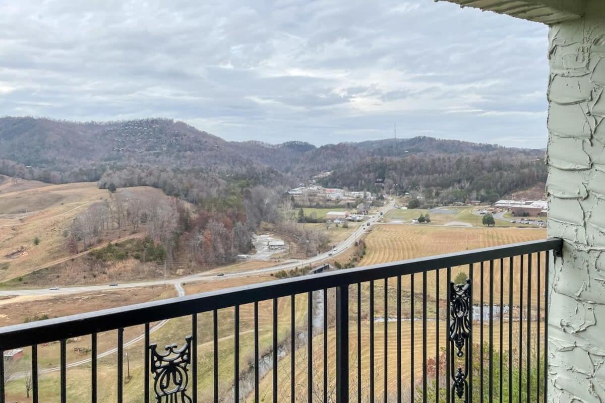 Villa Mountain Views At Dolly'S Castle Unit 7 Sevierville Exterior foto